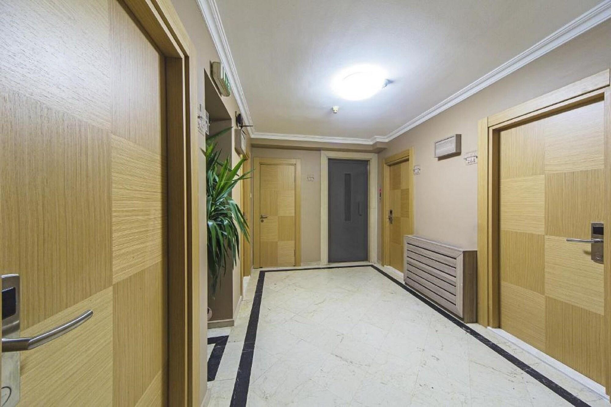 Pera Arya Hotel Istanbul Bagian luar foto