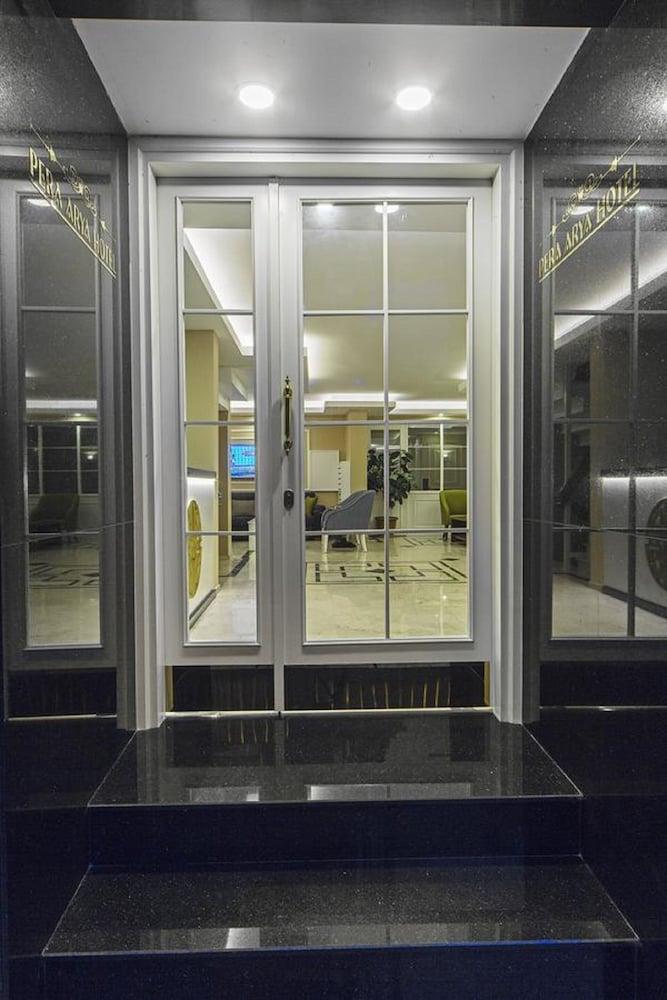 Pera Arya Hotel Istanbul Bagian luar foto